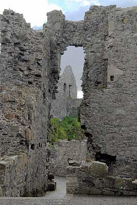 Irland Dunluce-Castle-002